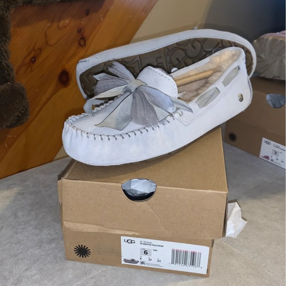 Ugg Dakota Tuttle Slipper